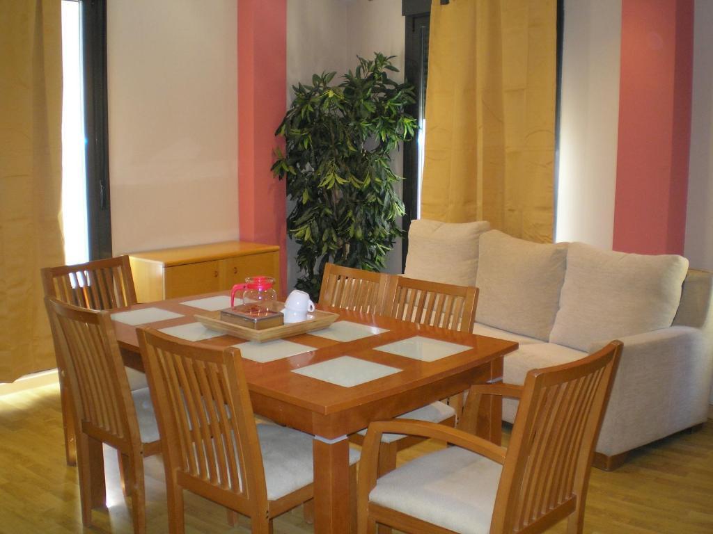 Apartamentos Plaza Espana Deluxe サラゴサ エクステリア 写真